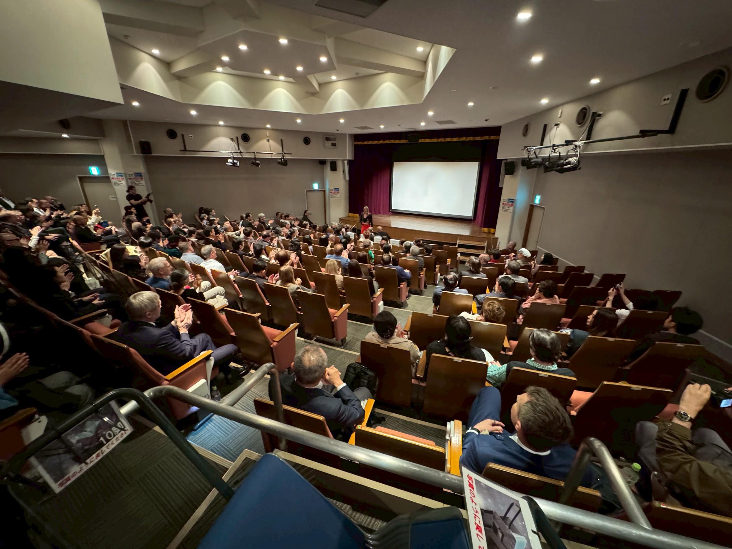 The documentary screening was held at the Hibiya Library & Museum, welcoming an audience of over 120 guests.